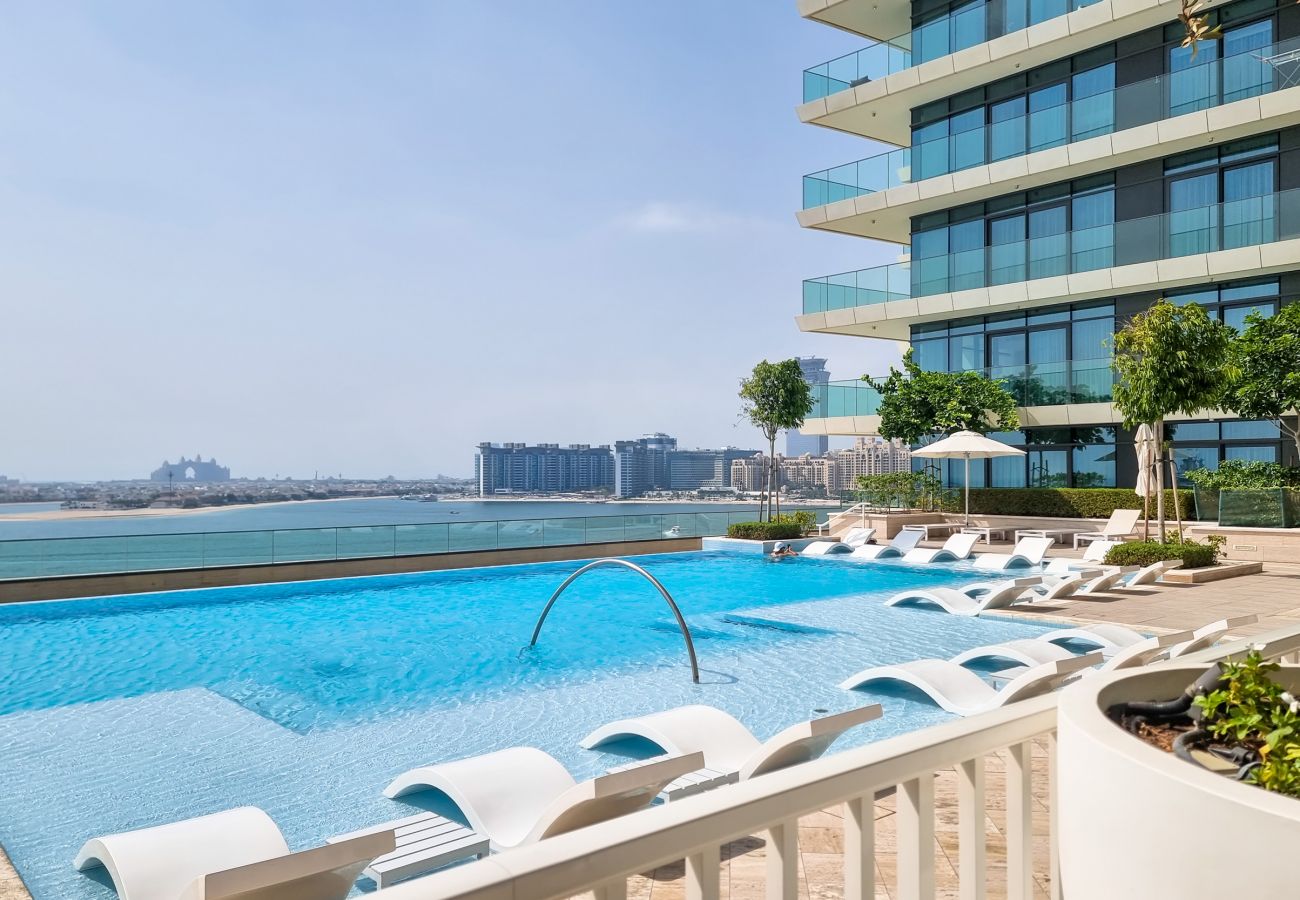 Apartment in Dubai - Beach Vista 2 | 1 Bedroom